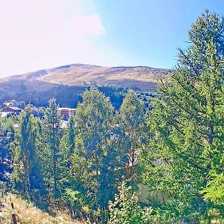 Cosy Et Lumineux Avec Parking Aux Deux Alpes - Fr-1-811-45 * Les Deux Alpes