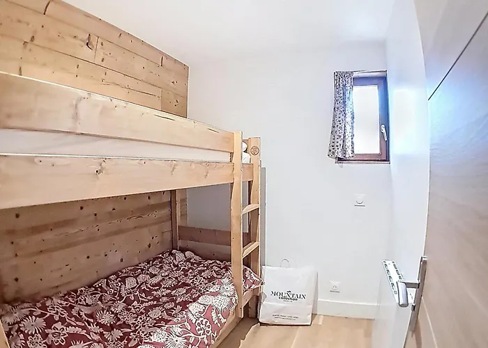 Cosy Et Lumineux Avec Parking Aux Deux Alpes - Fr-1-811-45