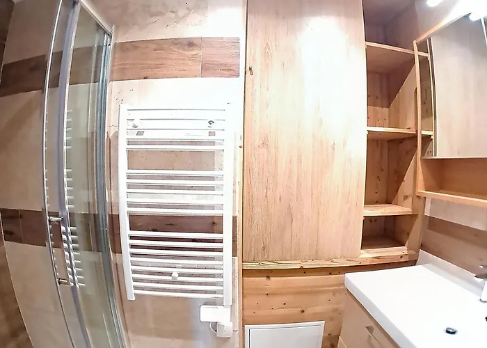 Cosy Et Lumineux Avec Parking Aux Deux Alpes - Fr-1-811-45 Lägenhet Les Deux Alpes